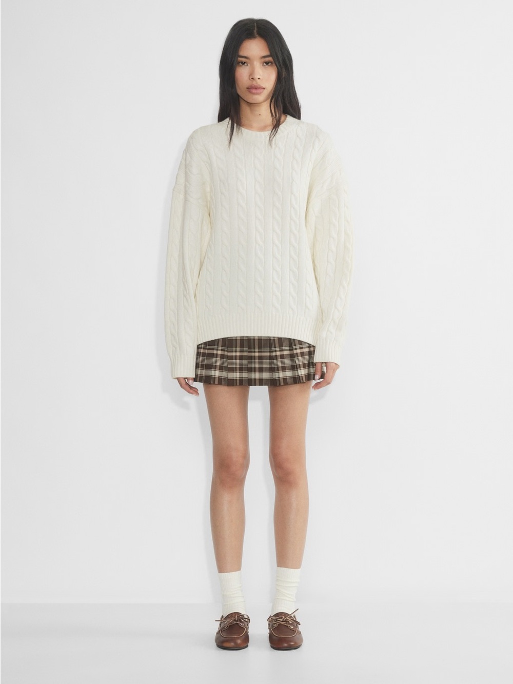 Aritzia Cream Cable-Knit Crewneck Sweater